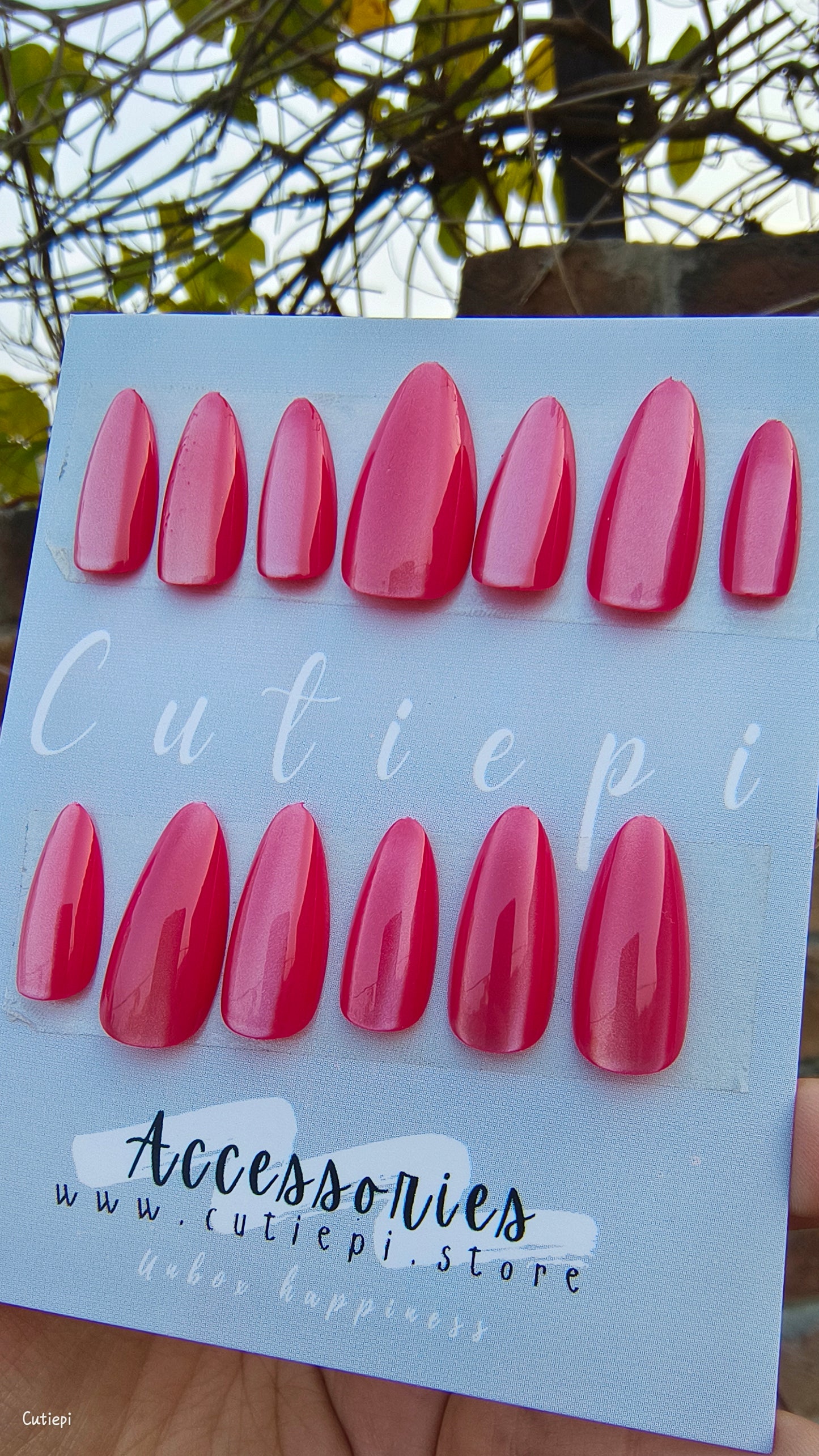 Rosé Glow Cat Eye Nail Set – 24pcs with Application Kit