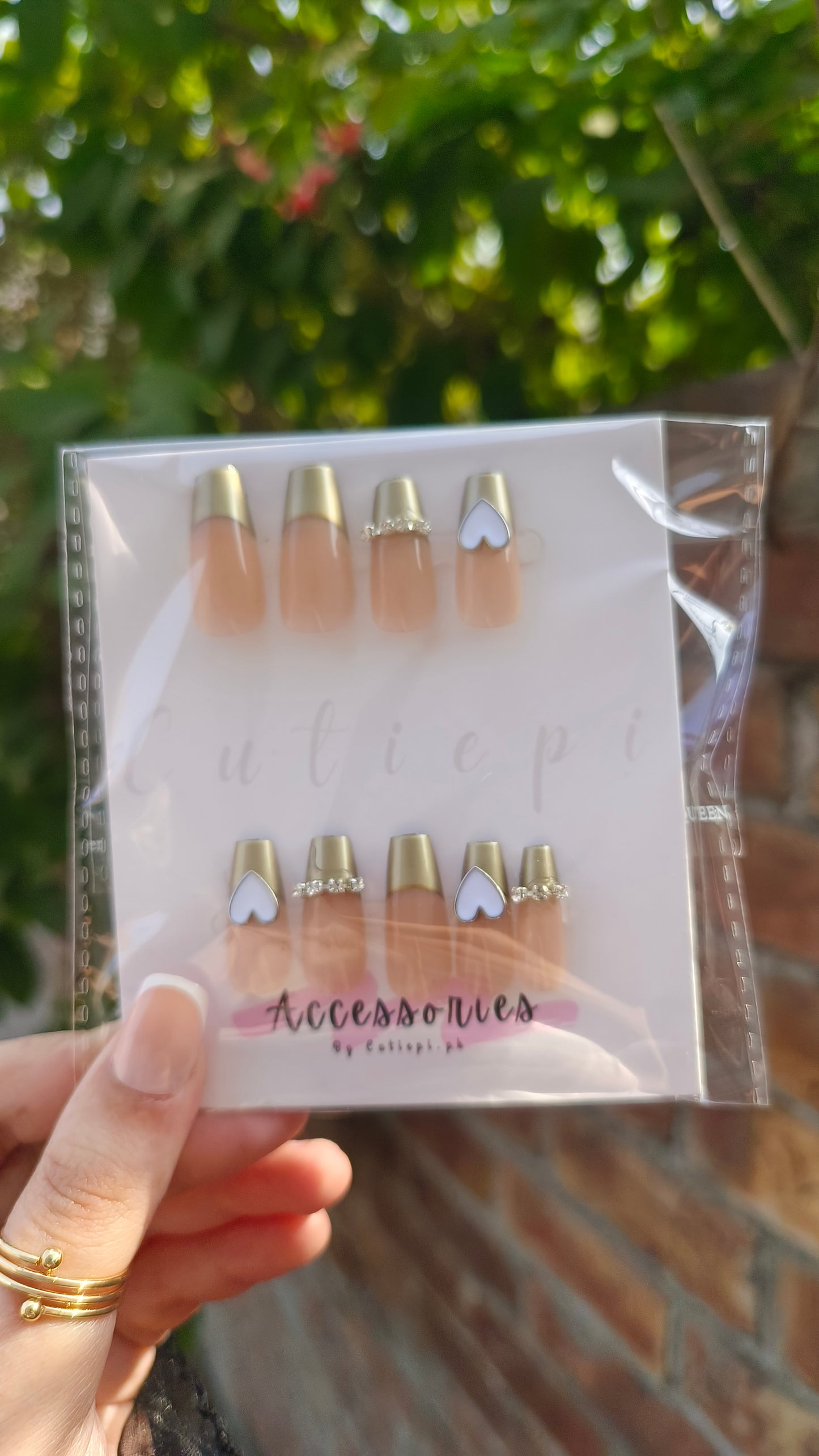 💖 24pcs Ballet-Style Golden French Love Magic Mirror Nails