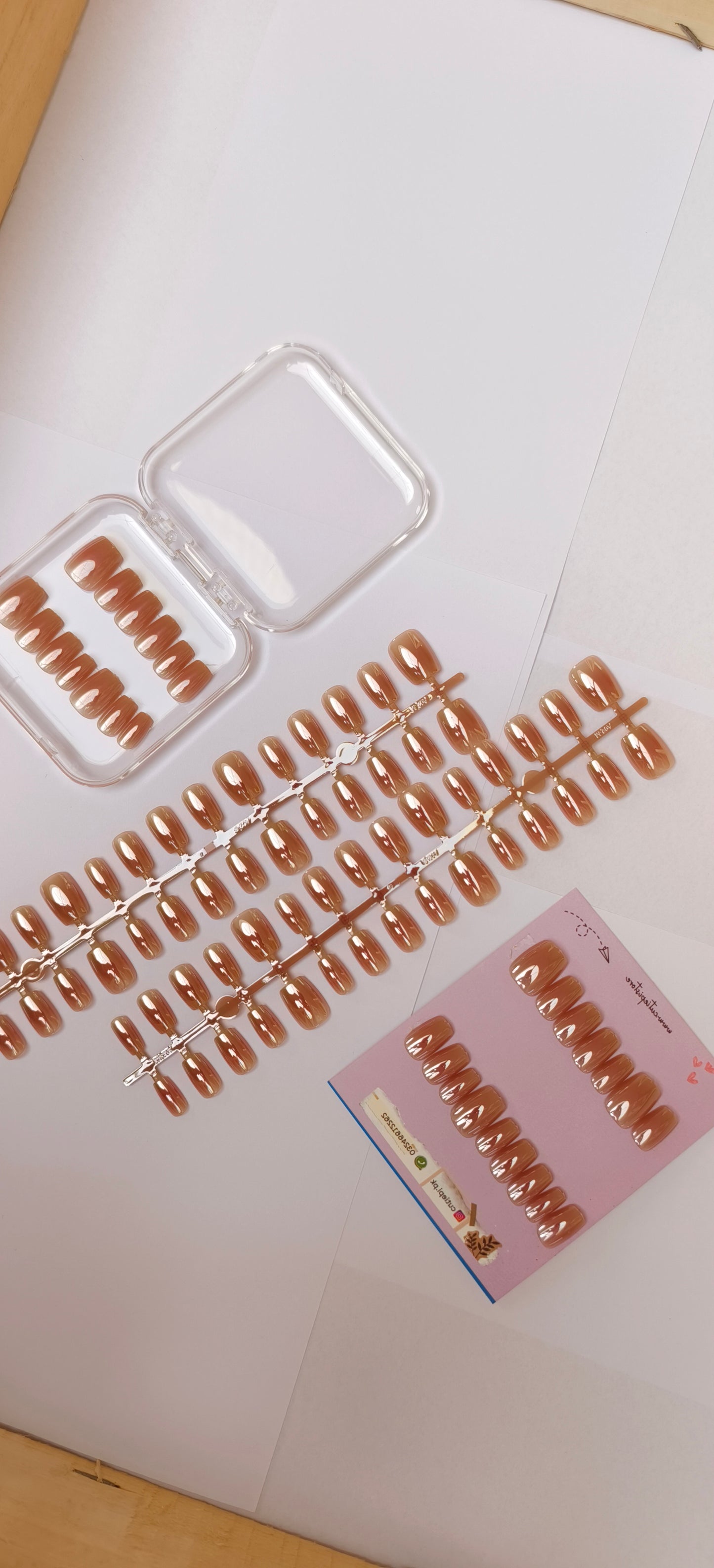 Glaze Square- 30pcs Mini square Donut Nails with Application Kit (Eid Special)