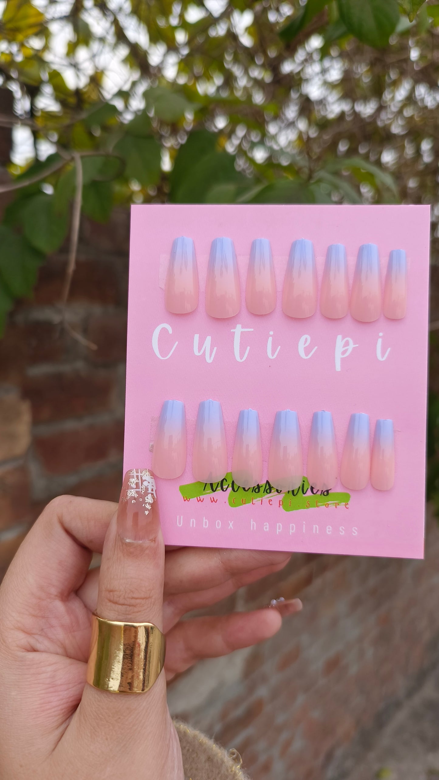 Sky-Blue Bliss - 24pcs Sky Blue Rectangular French Nails with Elegant Finish"