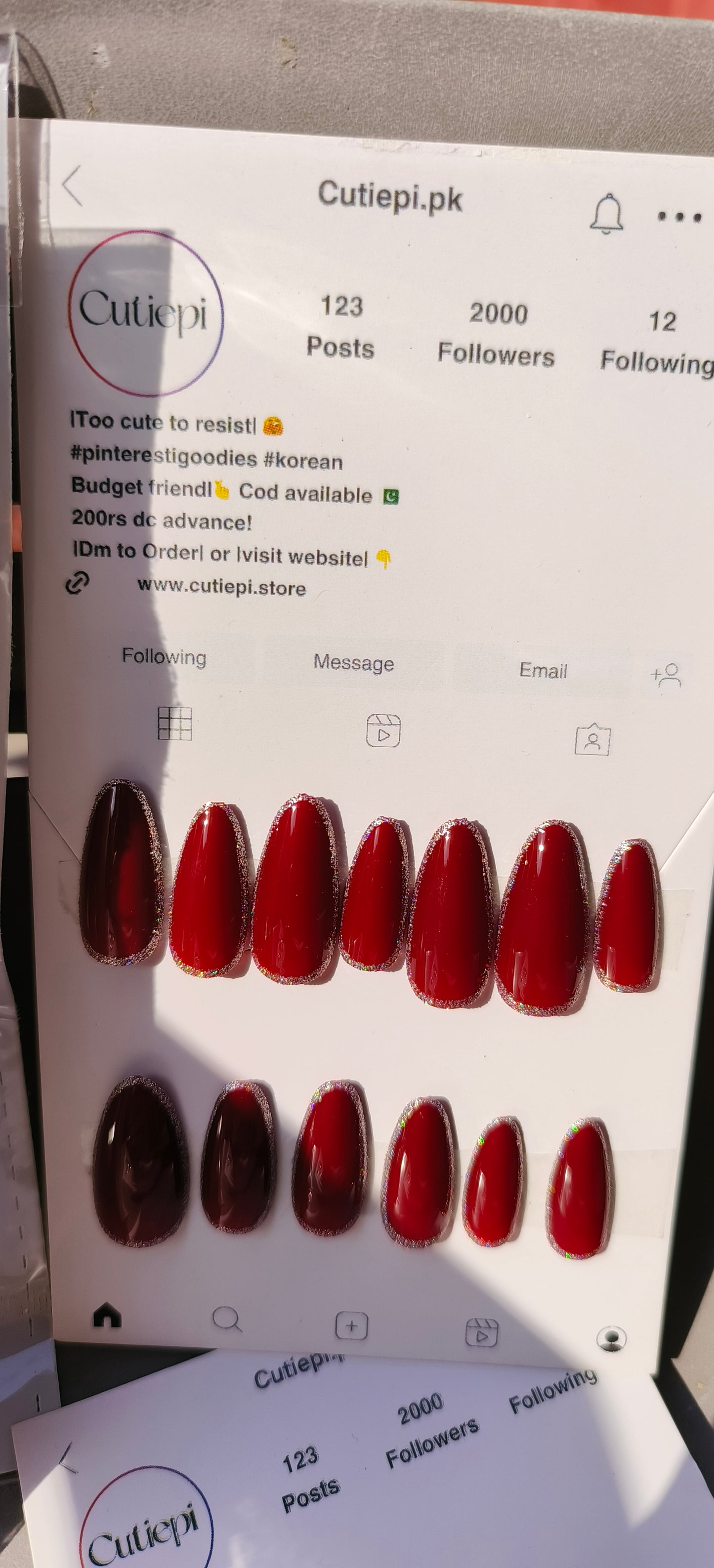 Wine Luxe Glitter Nails – 24pcs with Application Kit