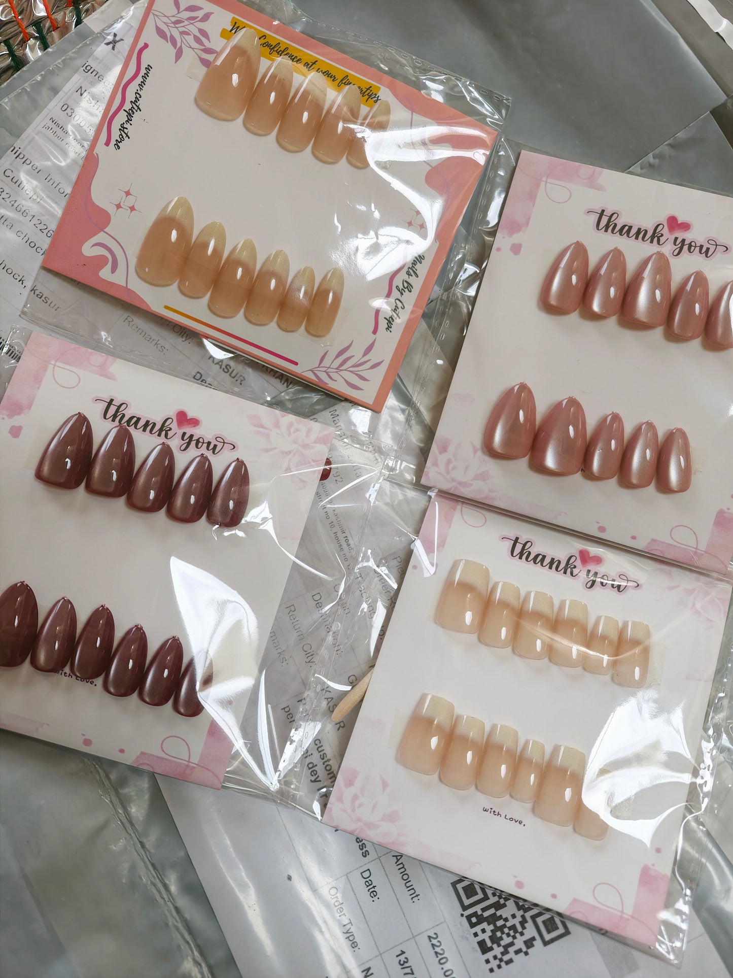 New arrivals Deal- pack of 4 with Application Kit (Total 60 nails)