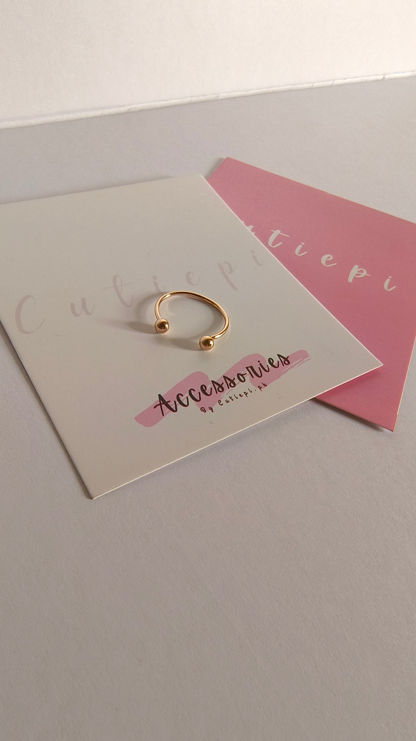 Adjustable Double-Sided Circle Ring – Gold-Plated Elegance