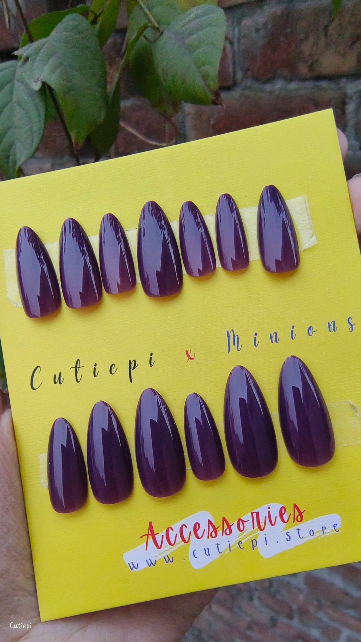 Royal Amethyst - 24pcs Shiny Dark Purple Almond Nails