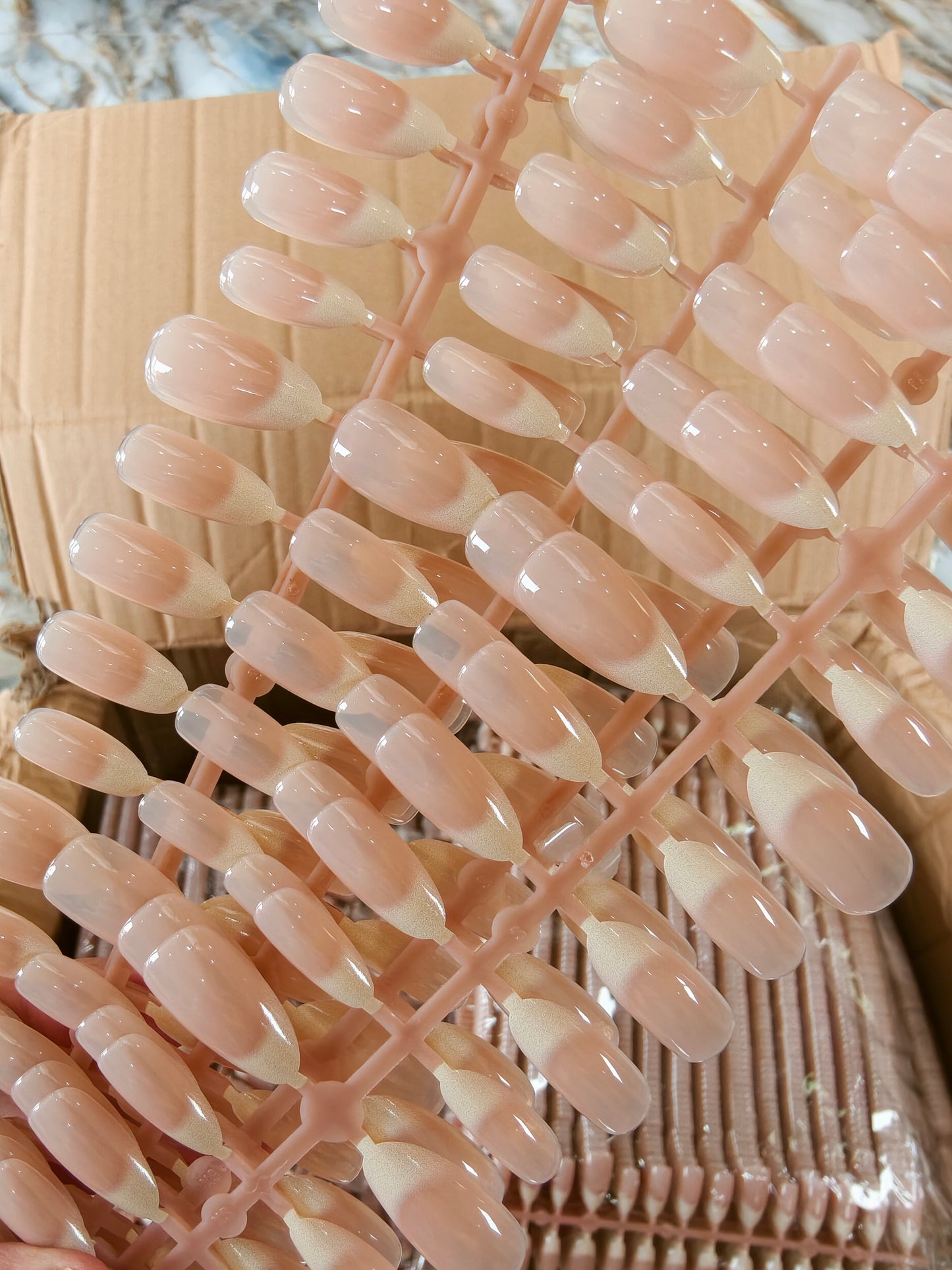 Pretty French-15pcs Premium French Nails with Application Kit