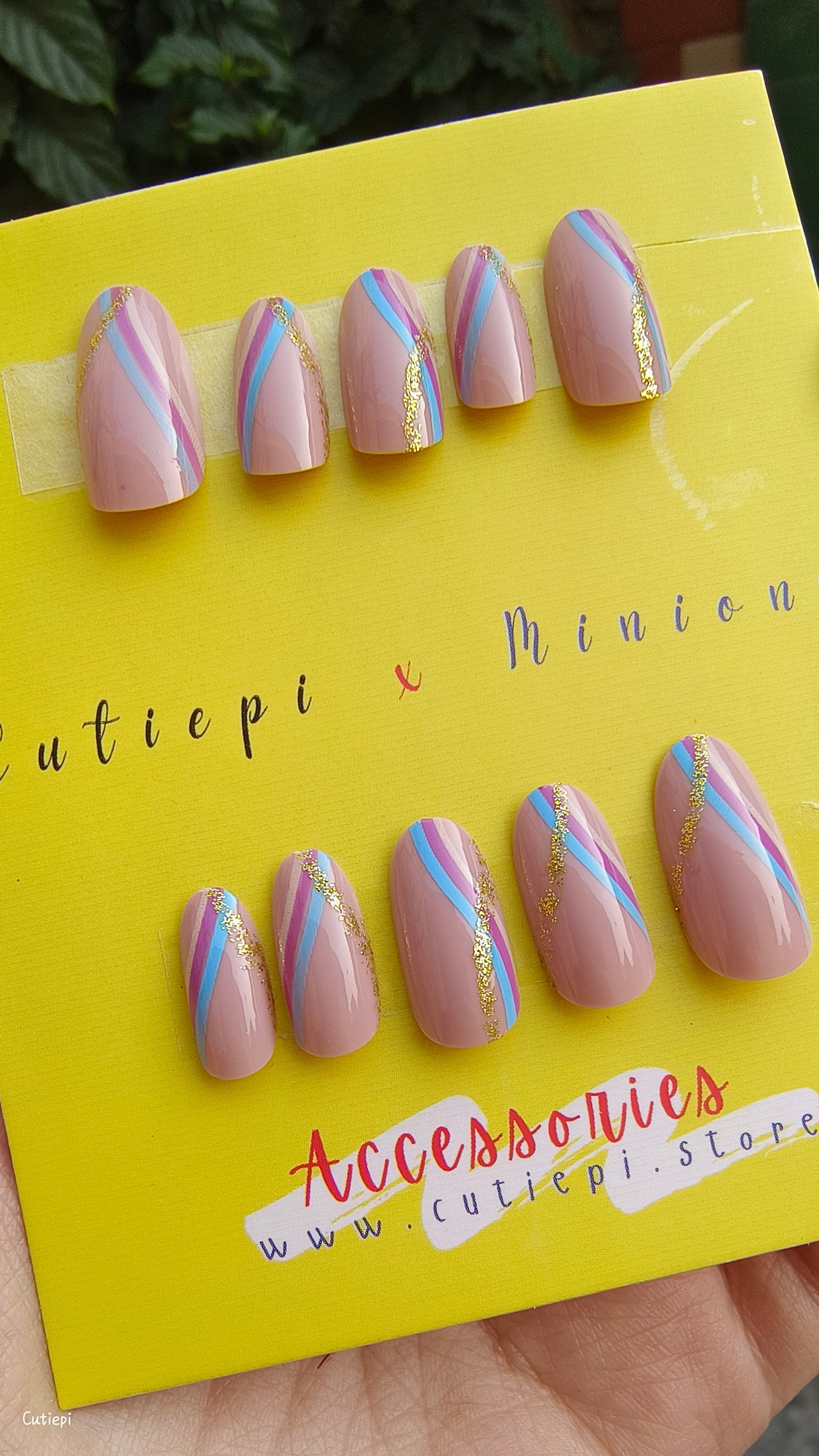 Vivid Stripes 24pcs with application Kit