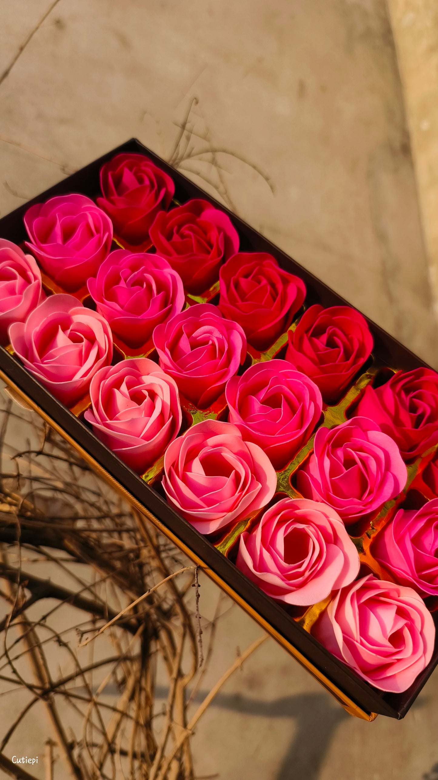 Luxurious 18pcs Rose Soap Flower Gift Box