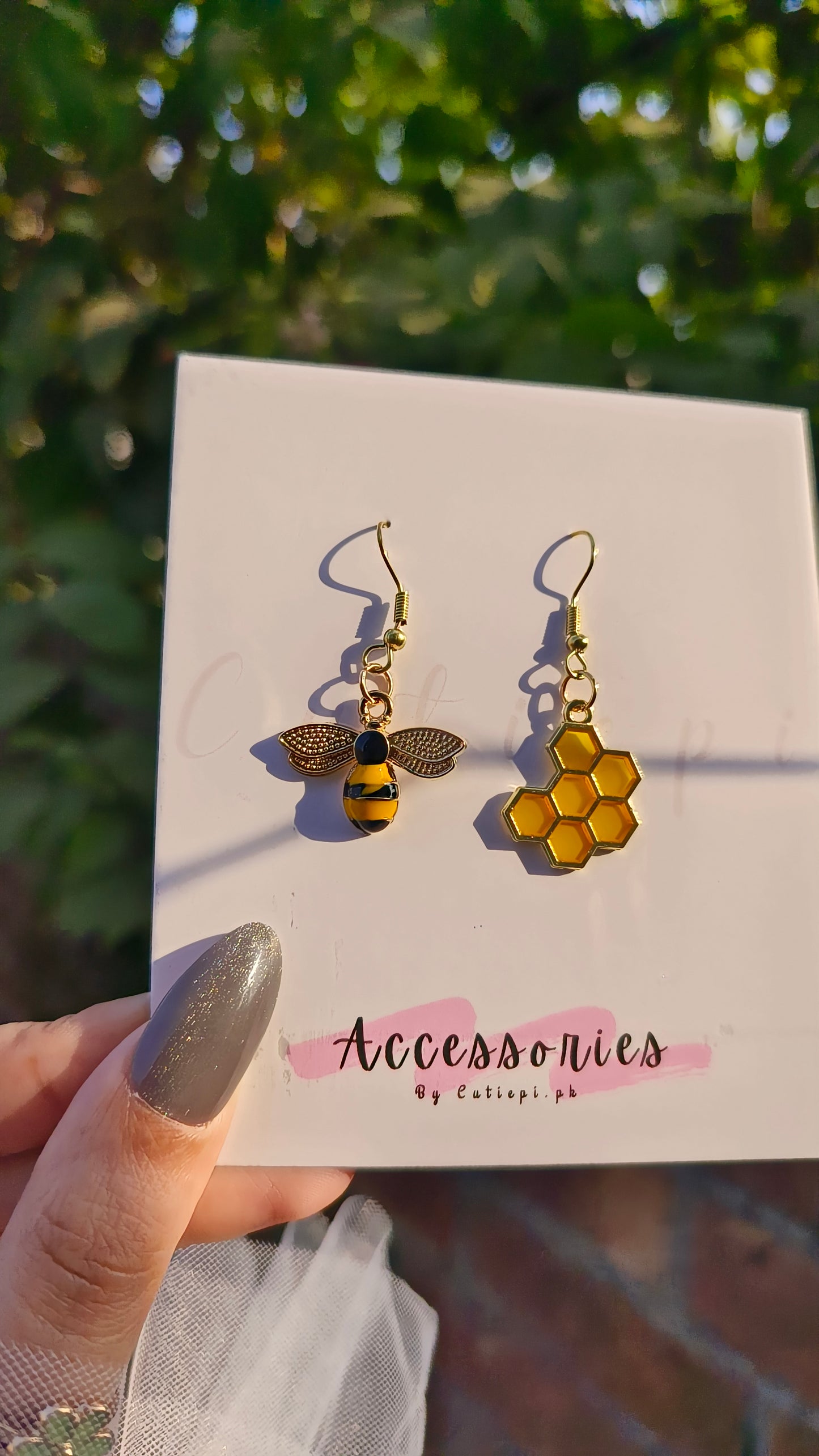 🐝✨ Bee & Honeycomb Mismatched Drop Earrings