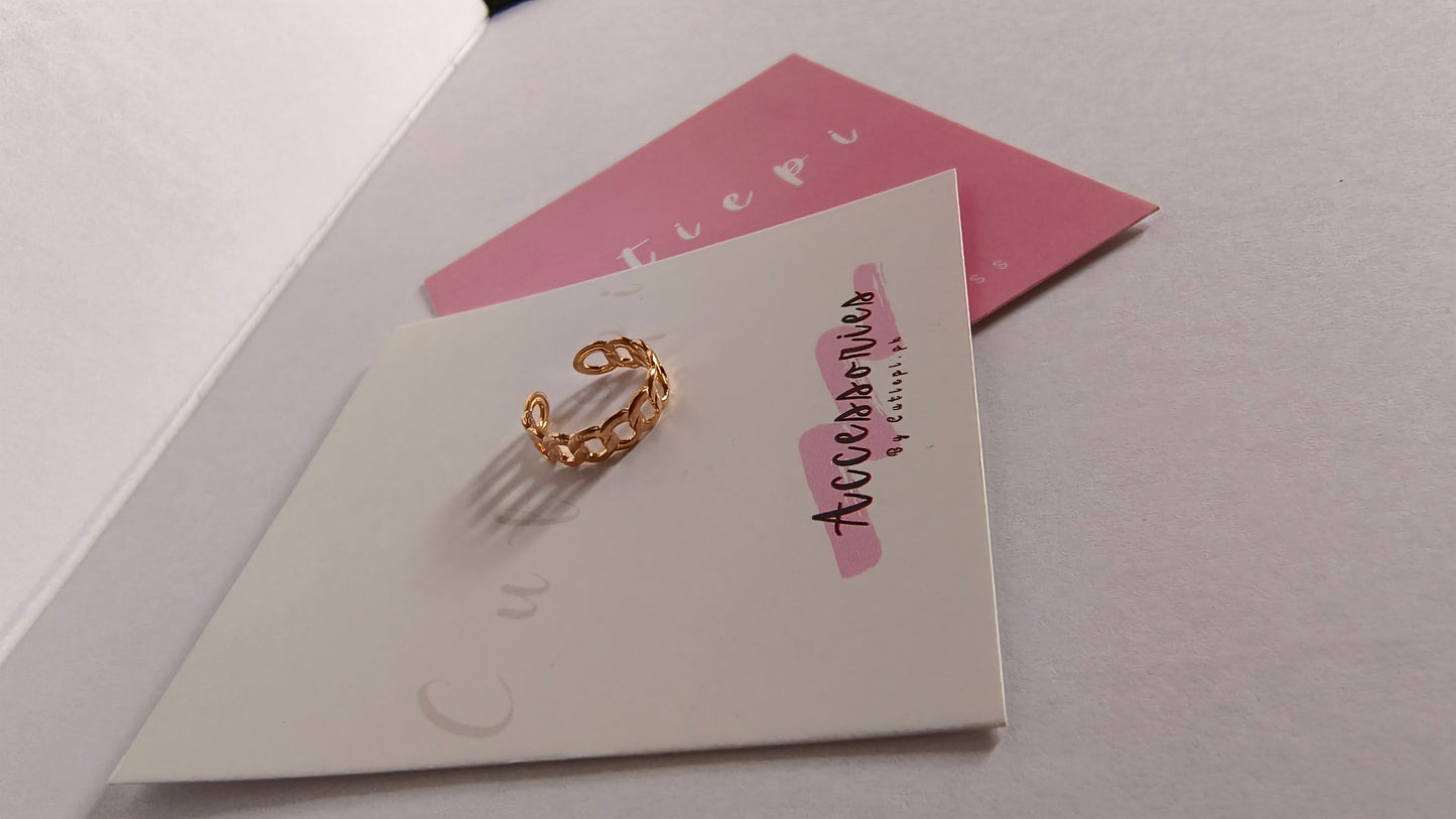 Chic Adjustable Gold Chain Ring – Modern & Stylish
