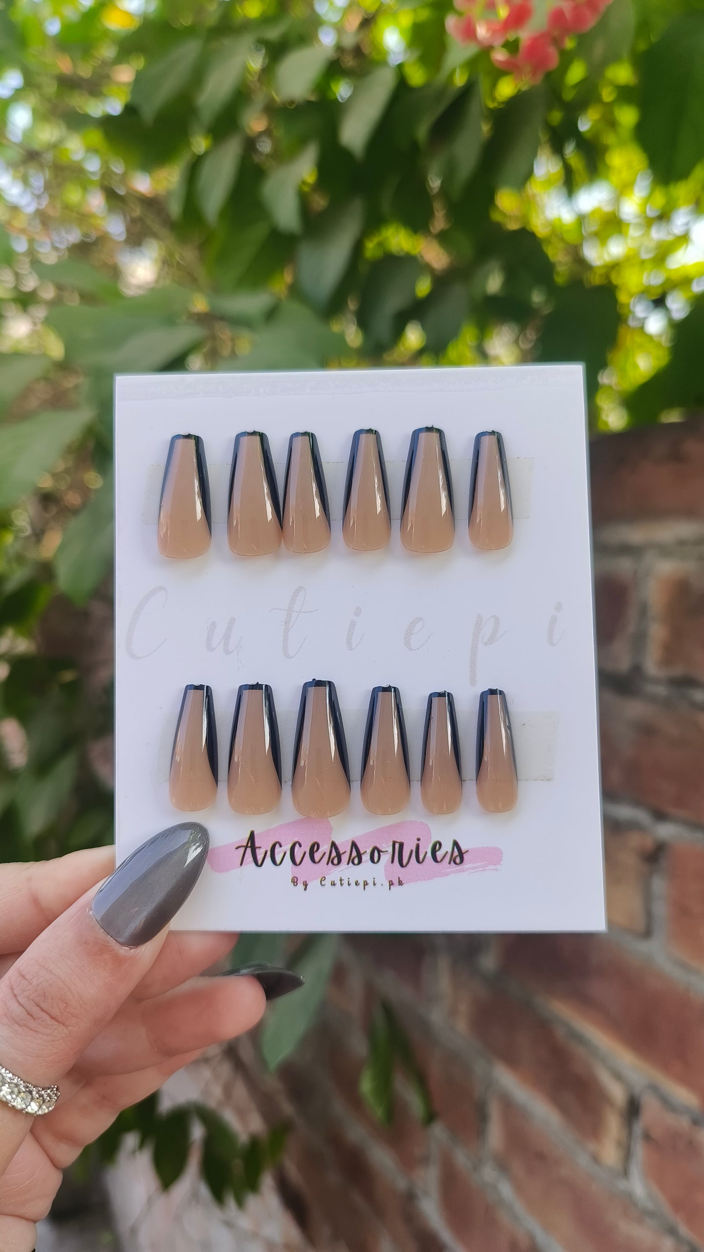 Long Black Press-On Nails with Black Lining - Sleek and Minimalist Design for Women
