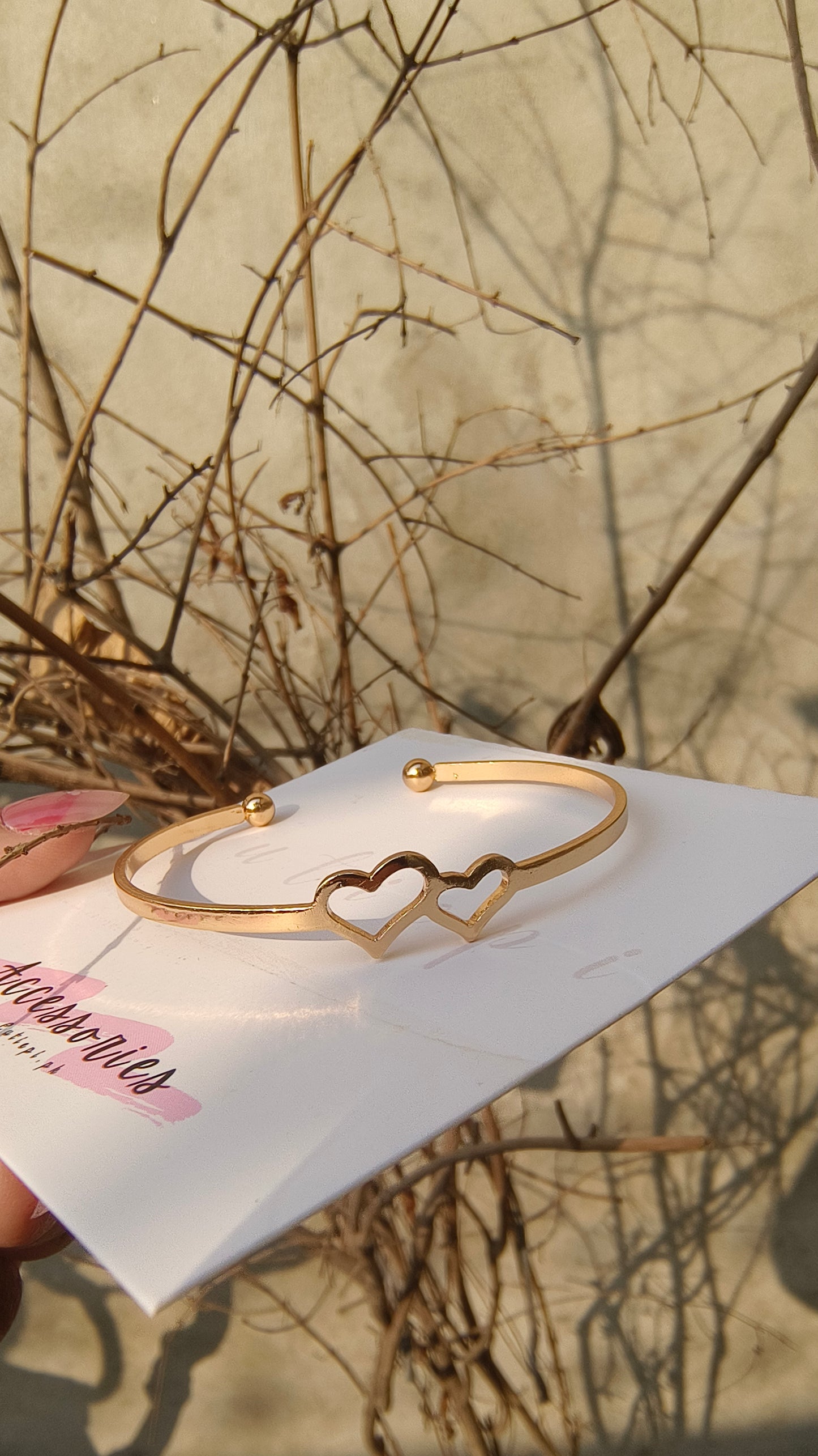 Double Heart Gold-Plated Bracelet – Elegant & Anti-Tarnish, Affordable Jewelry