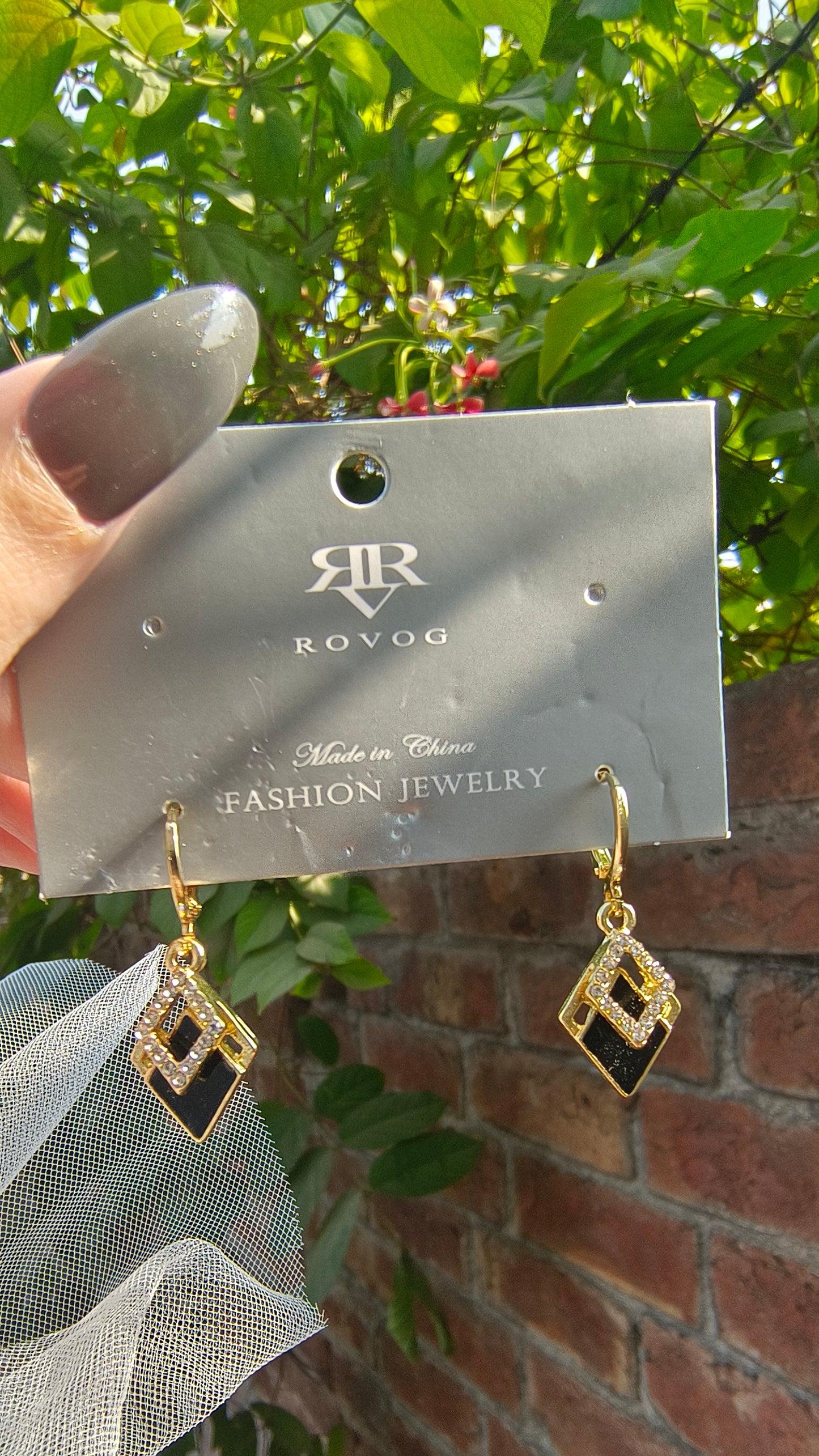 ⚫✨ Black & Golden Geometric Earrings – Bold and Chic Statement Jewelry for Women