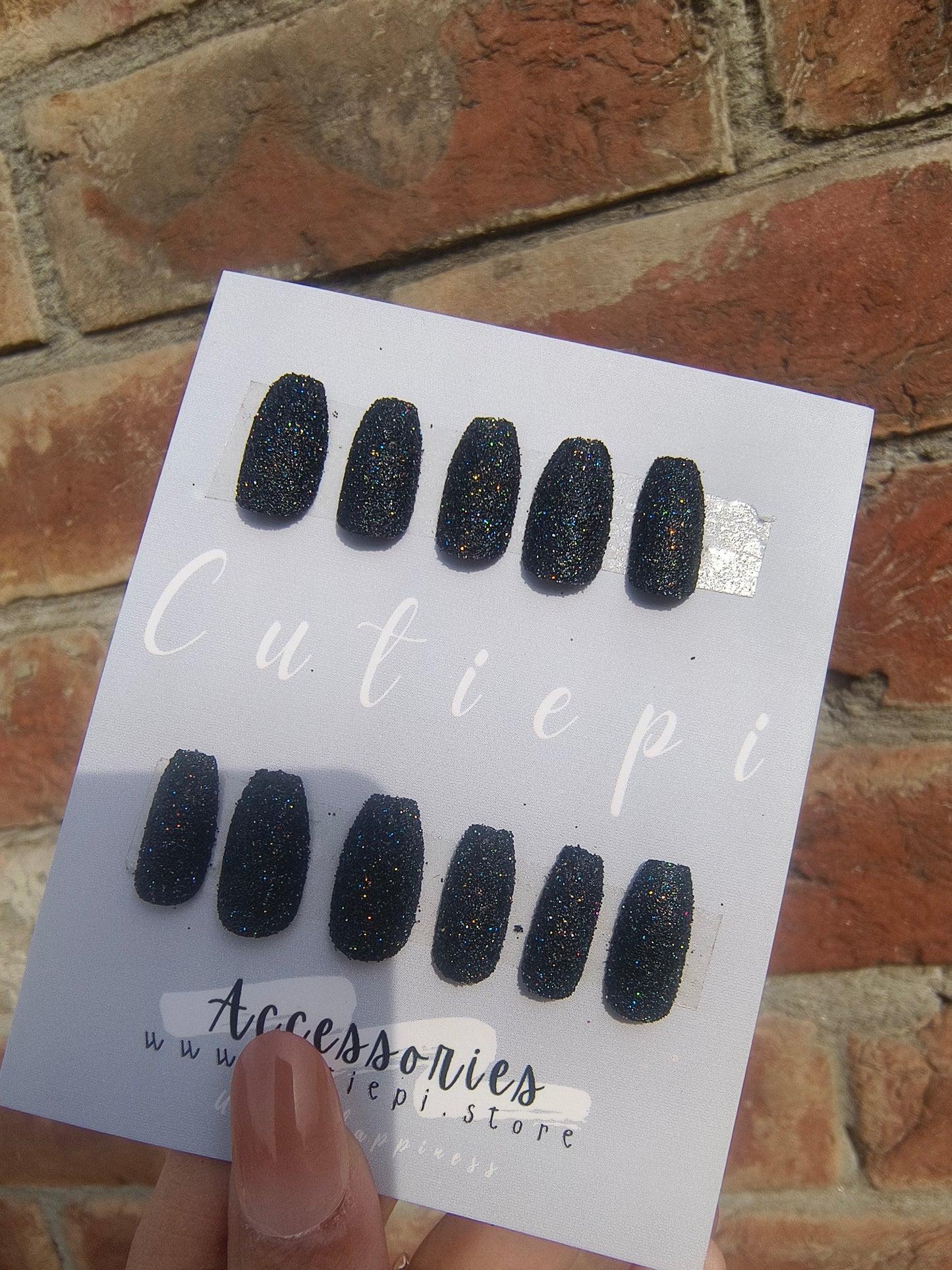 Midnight Elegance – 24pcs Glossy Black Nail Set with Application Kit
