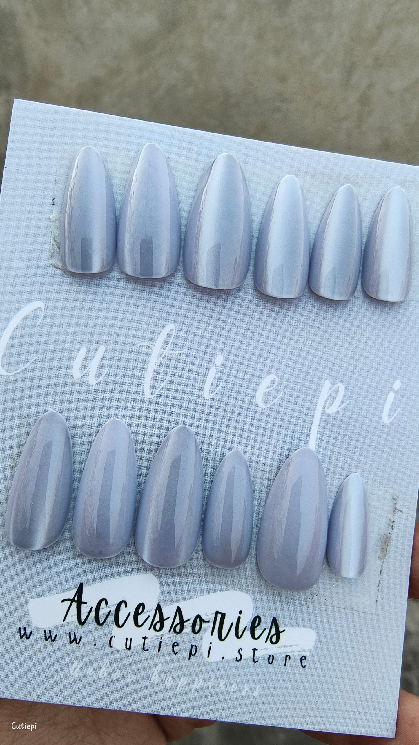 Moonlit Grey Cat Eye Nail Set – 24pcs with Application Kit