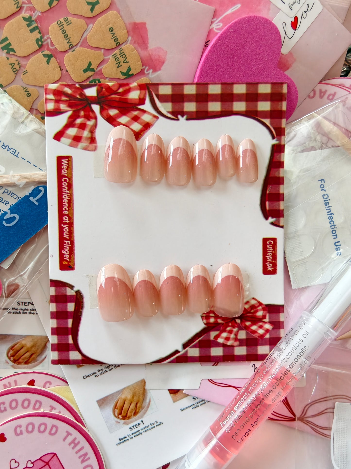 Mystic French-15pcs Shimmery Cat eye Nails with application kit (Luxury Edition)