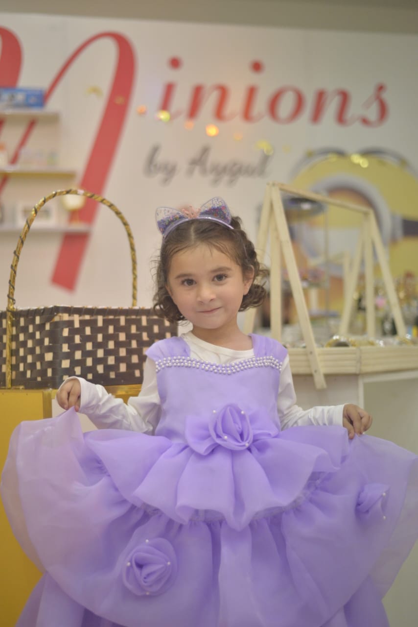 Kids clothing