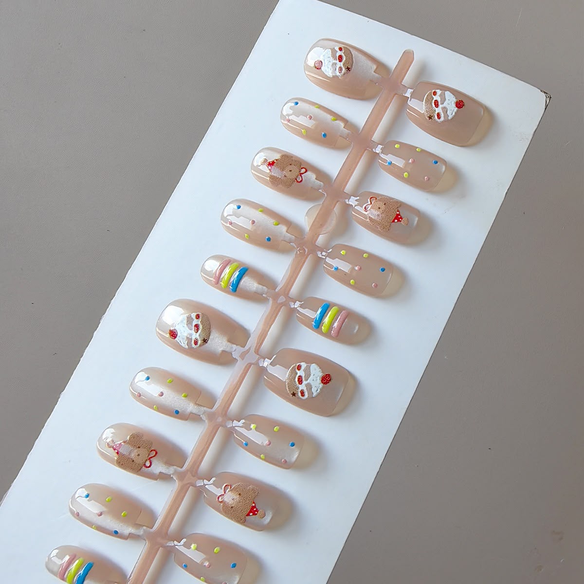 Gen z nails