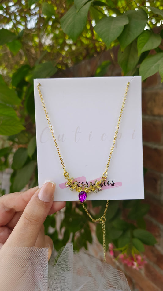 Vintage-Inspired Pendant Necklace – Adjustable Chain with Zirconia