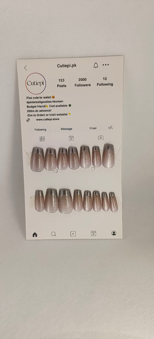 Twilight – 24pcs Cat eye nails with Application Kit