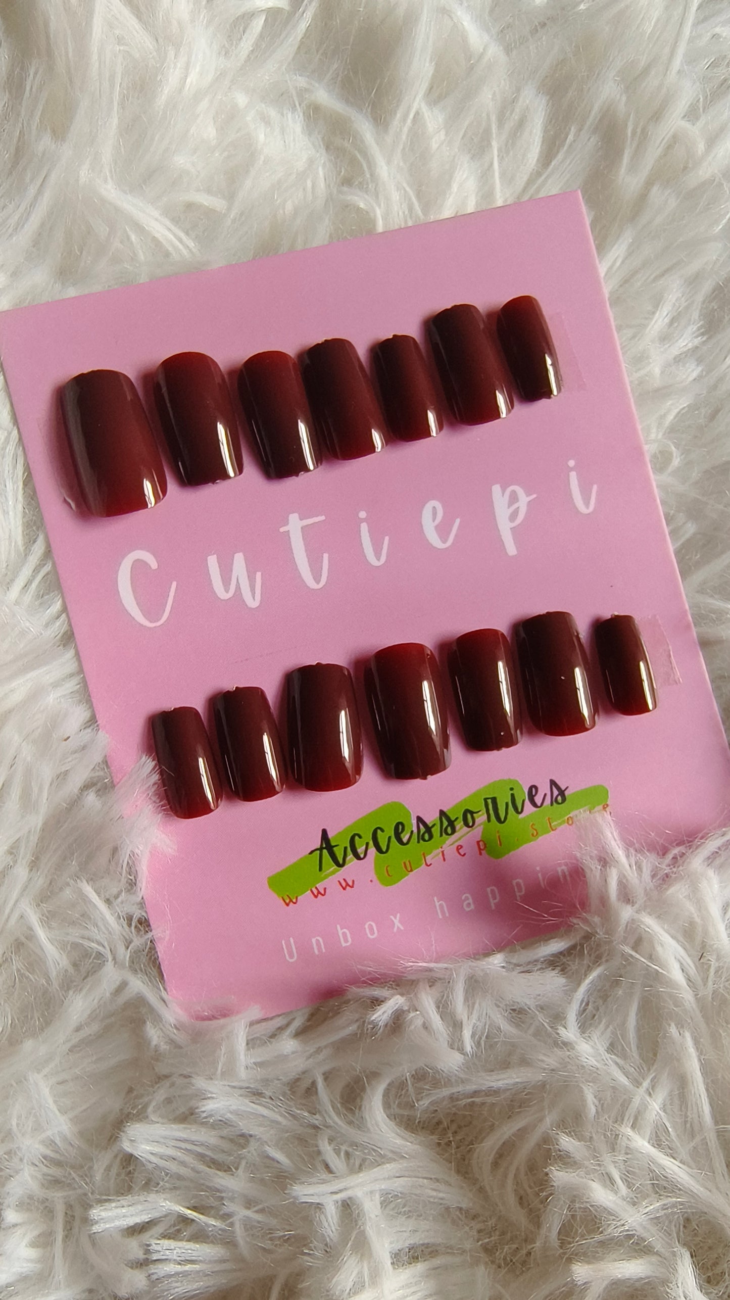 Marionish Red – Bold & Elegant 24pcs Press-On Nail Set