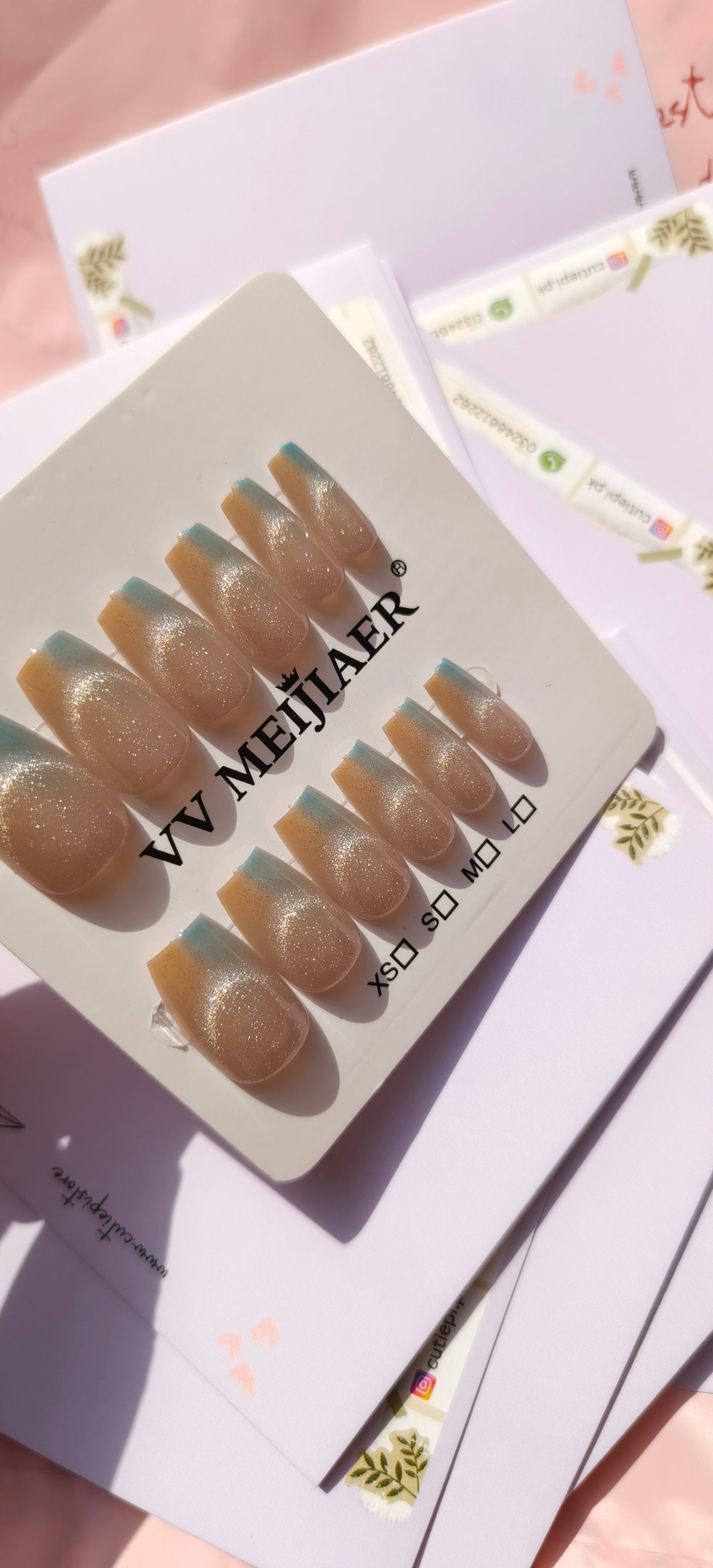 Aurora Tips- 12 pcs Cat eye Premium Nails with Application kit