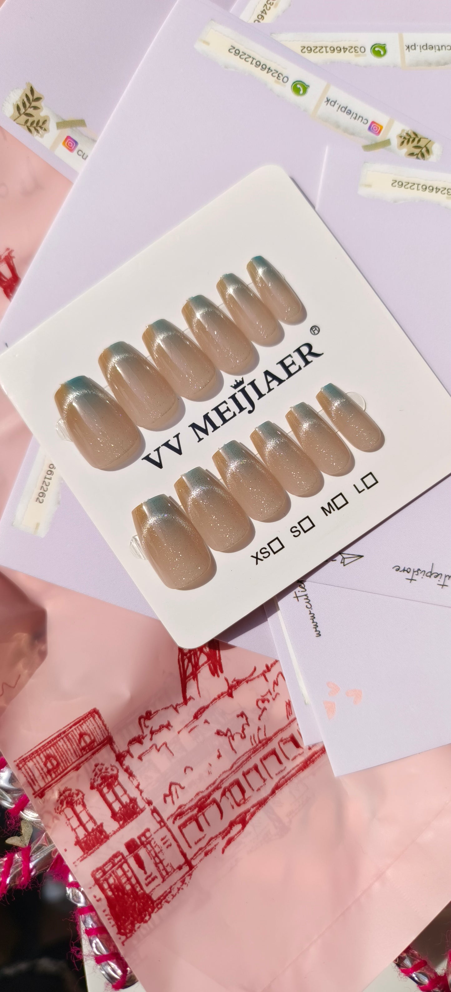 Aurora Tips- 12 pcs Cat eye Premium Nails with Application kit