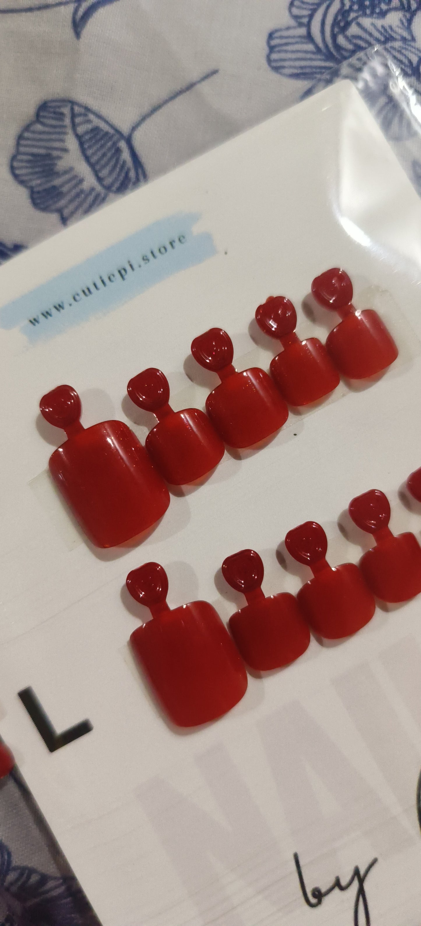 24-Piece Red Toe Nail Tips Set