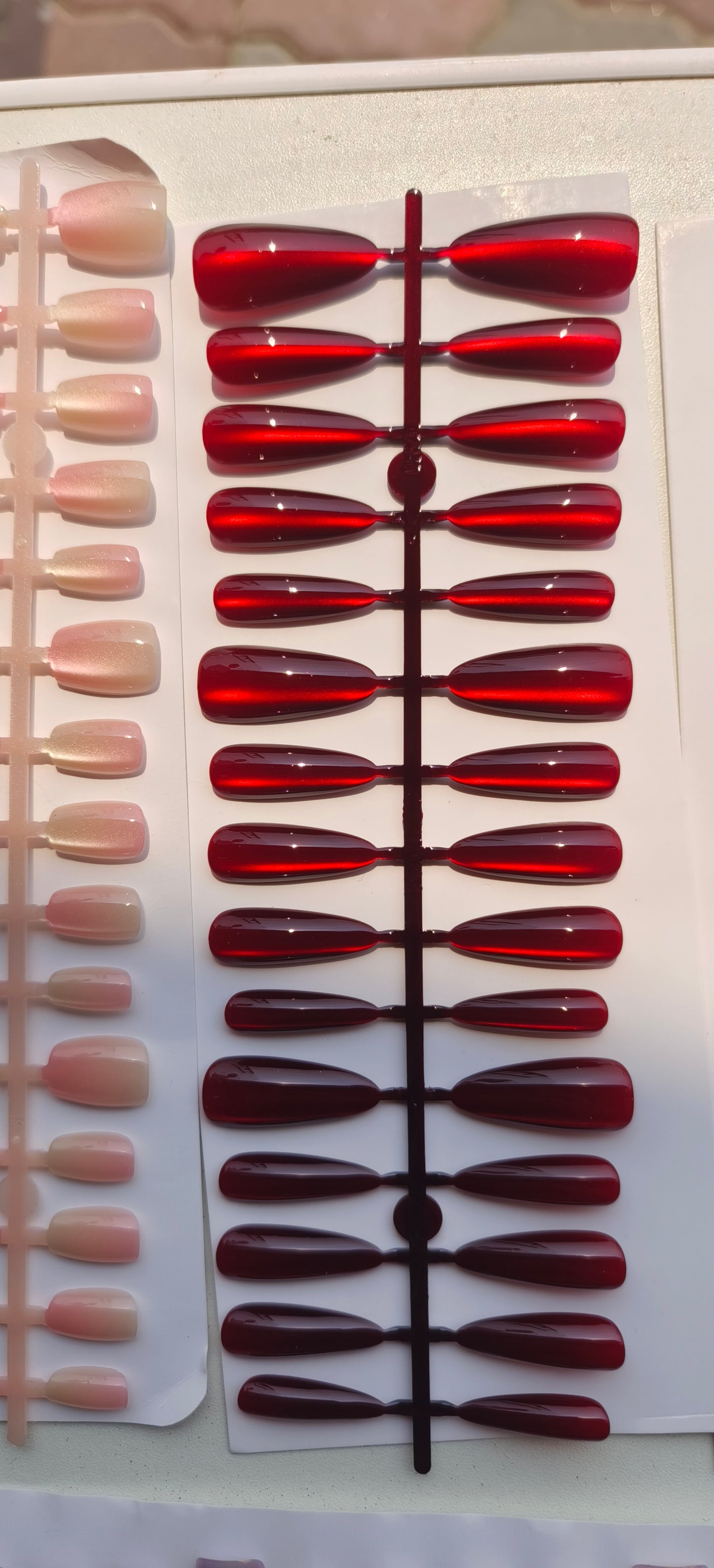 Wine Red long Cat eye Nails- 15pcs with Application Kit