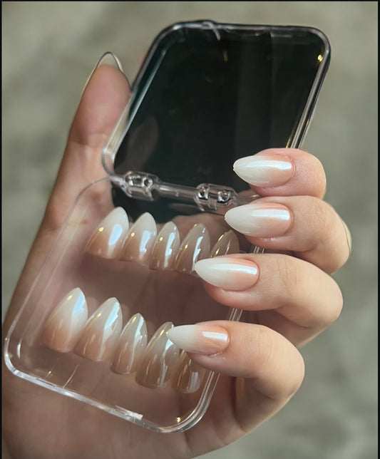 Chrome Shine-30pcs Trendy Gel Soft tone Nails with Application Kit