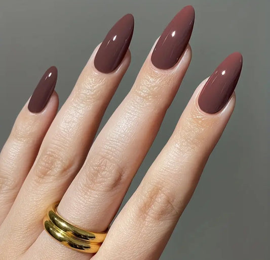 Mocha Luxe (Imported Long-Lasting Gel Nail Paint)