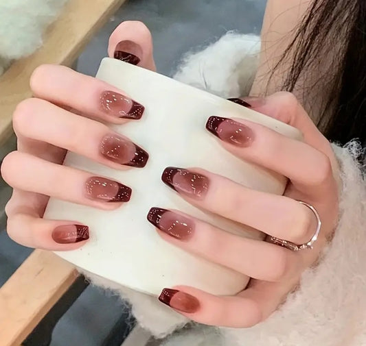 Scarlet French-Cat eye 24 pcs with Application kit