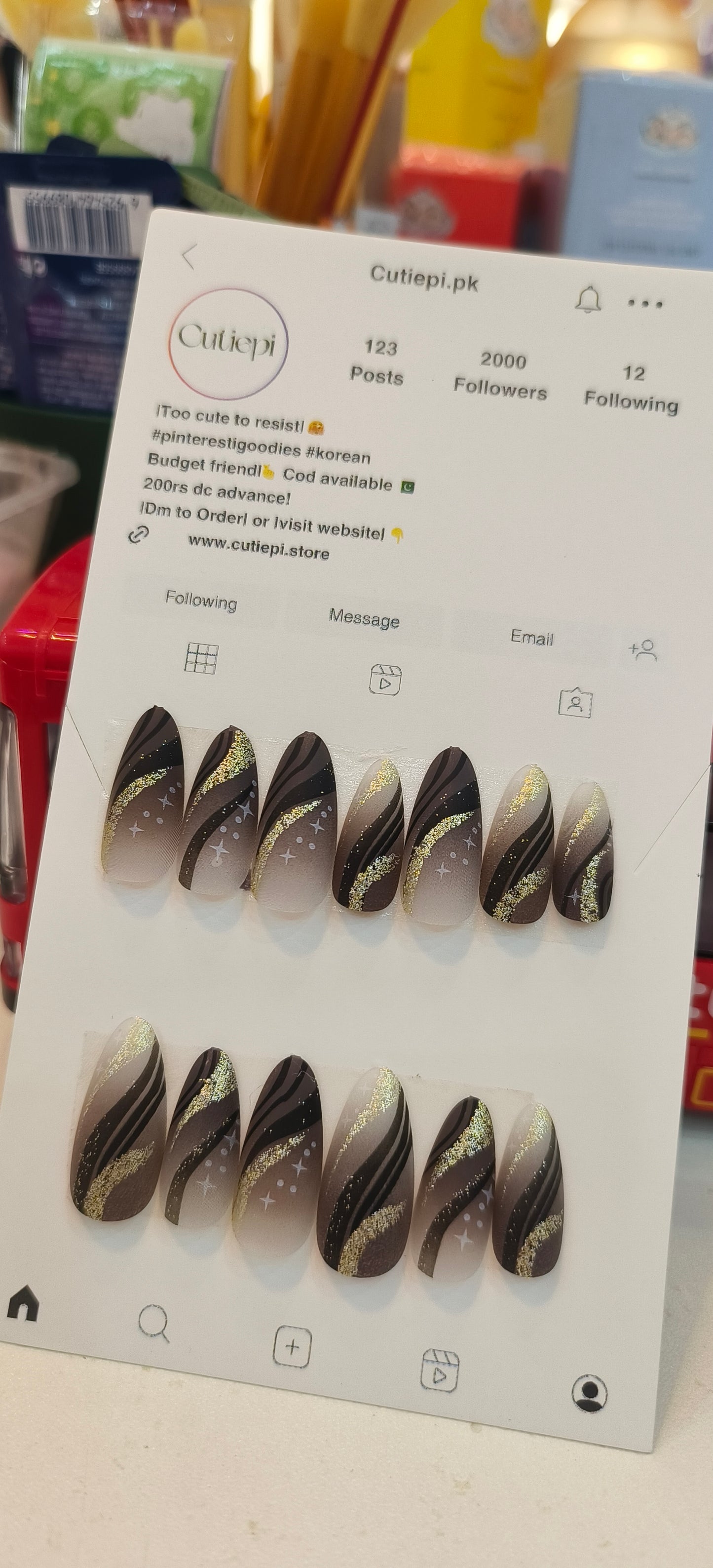 Matte Beauty- 24 pcs with Application Kit