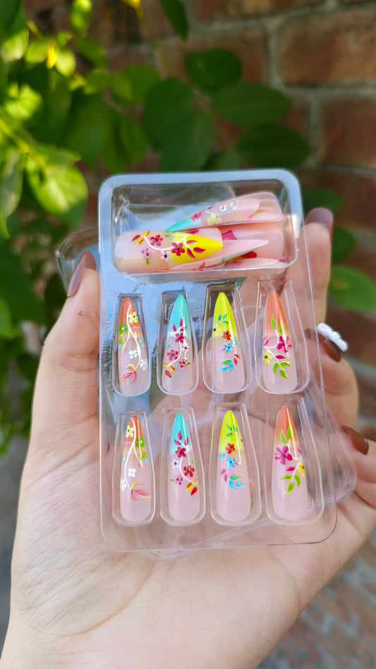 "Vibrant Funky Floral 24pcs Long Press-On Nails – Bold &amp; Colorful Nail Art"