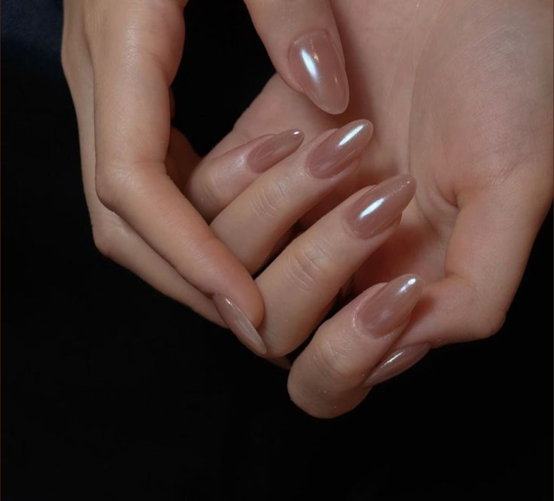 Press on nails in pakistan in affordable prices and premium finishing 
fake nails available in pakistan