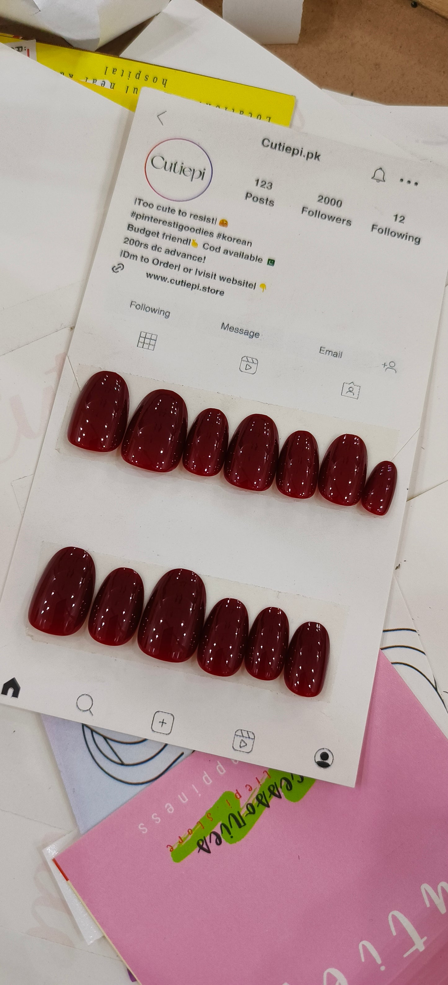 Glossy Almond - 24pcs with Application Kit (4 clrs)