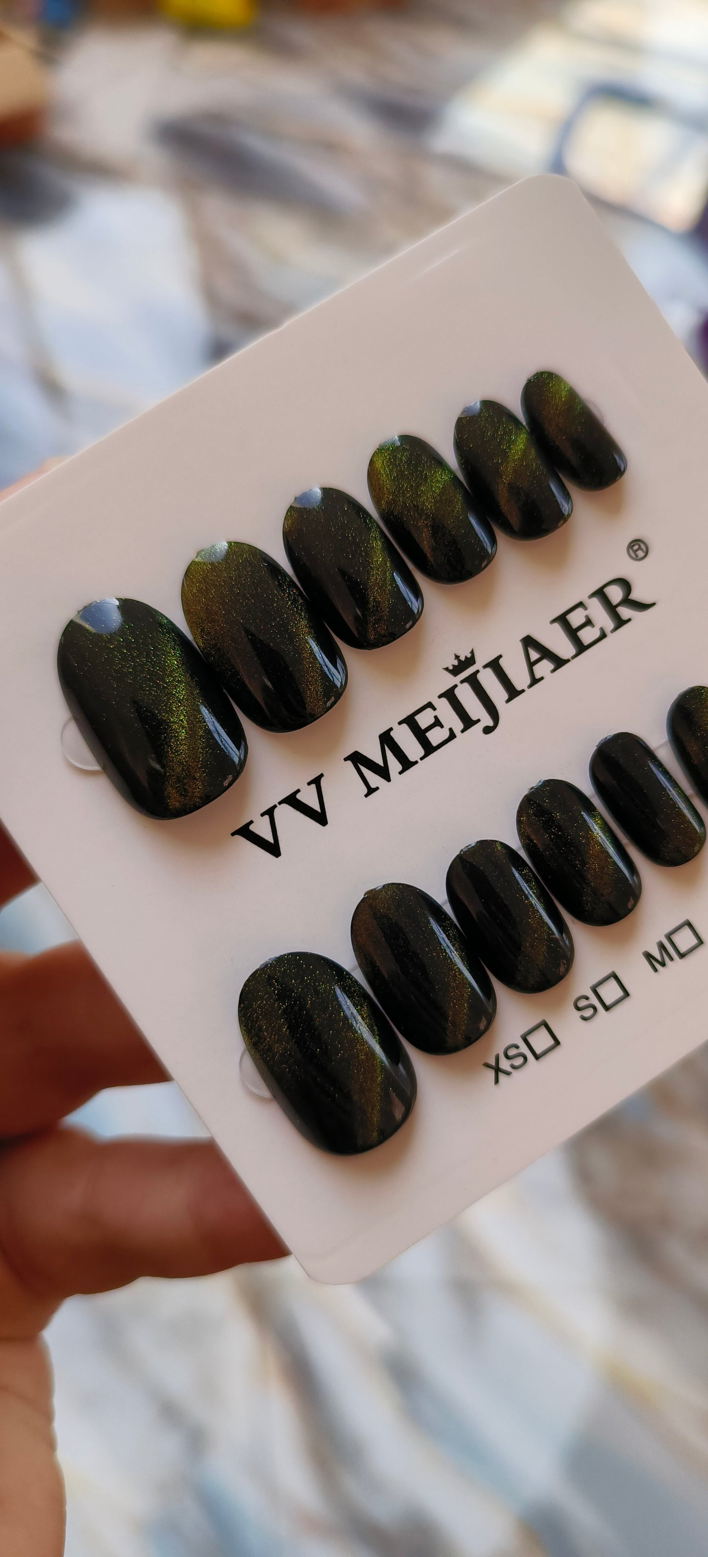 Marble Shine - Premium shiny marble nails- 12 pcs with Application Kit