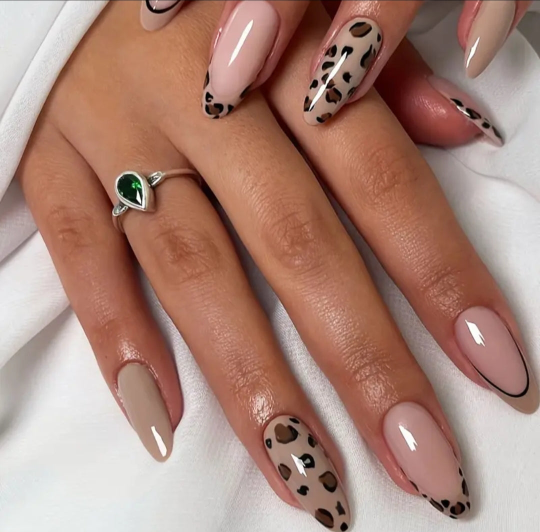 Leopard French: 24pcs Premium Press-On Nails Set