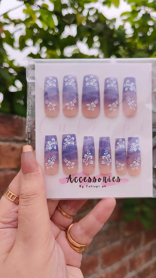 Large Purple Floral Press-On Nails – Bold and Elegant Design