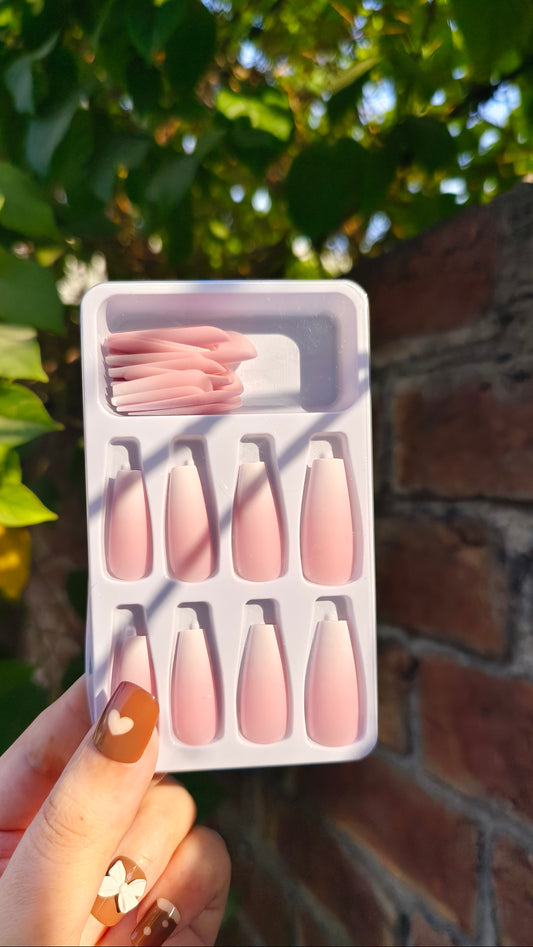 💗 Matte Pink & White Ombre Press-On Nails – Elegant & Effortless 💅