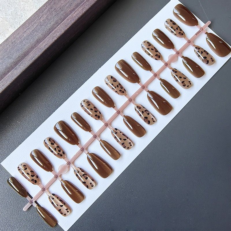 Cheetah Chic-Premium Almond Nails | 15pcs with Application Kit (New Arrival)