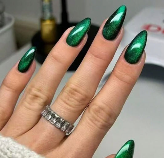 Leafy Green Cat eye Nail Set - 24 pcs with Application Kit