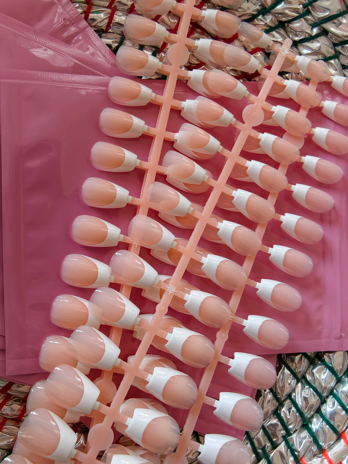 Gel French – 30pcs Premium  Square nails with Application Kit