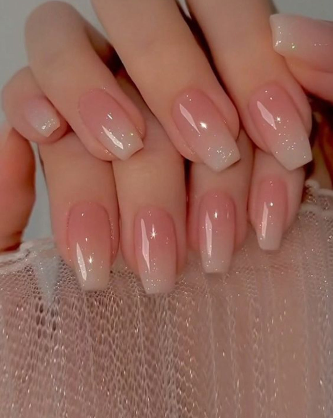 Pretty Ombre- 24pcs Square Nails with Application Kit