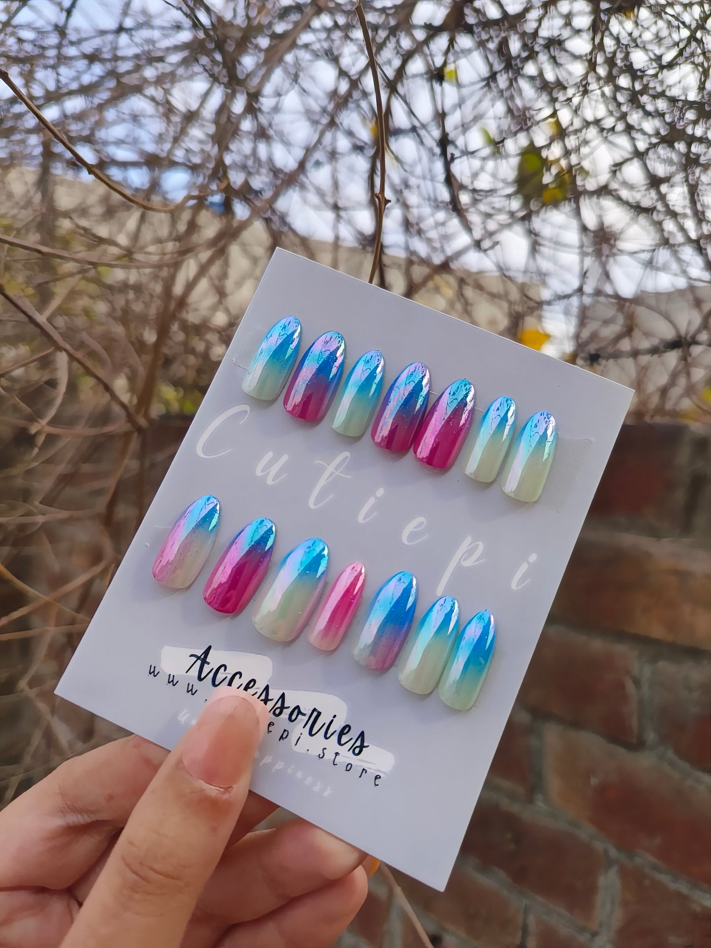 Mystic Wave Gradient Nails – 24pcs with Kit ✨💙💜