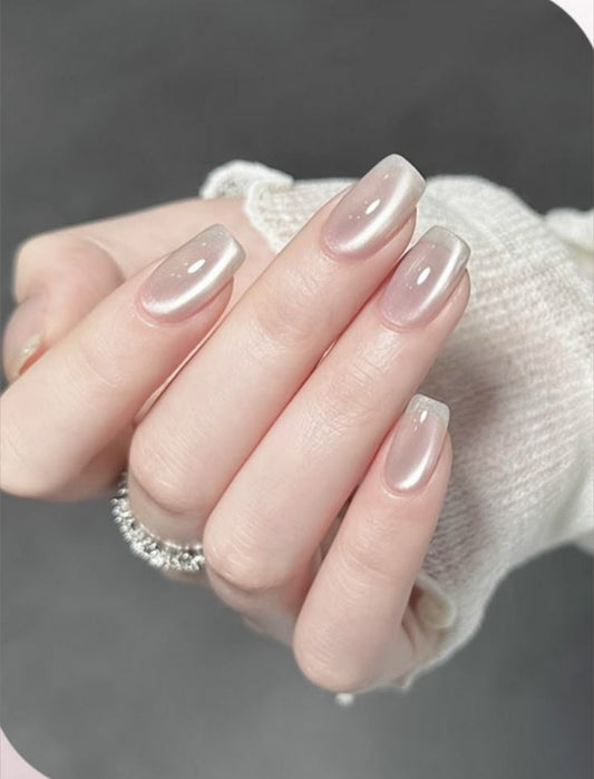 Ivoryglow — Cat eye nail set with application kit (Eid Special)