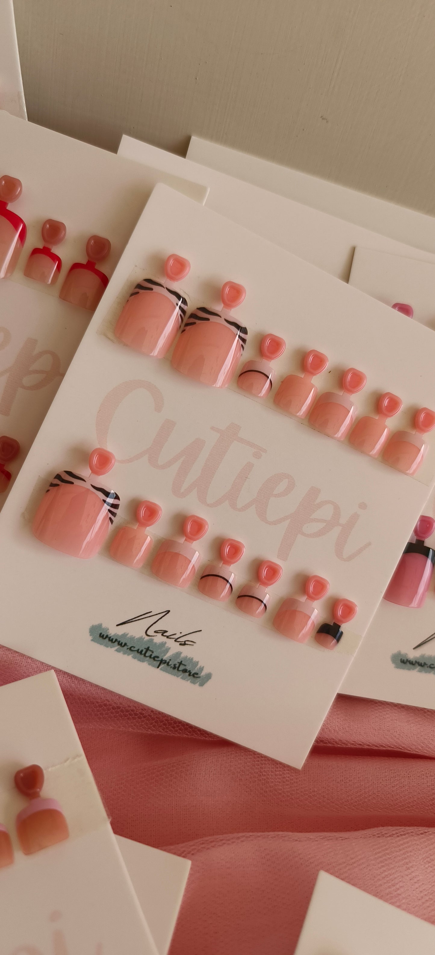 NoirTips – 24pcs with Application Kit