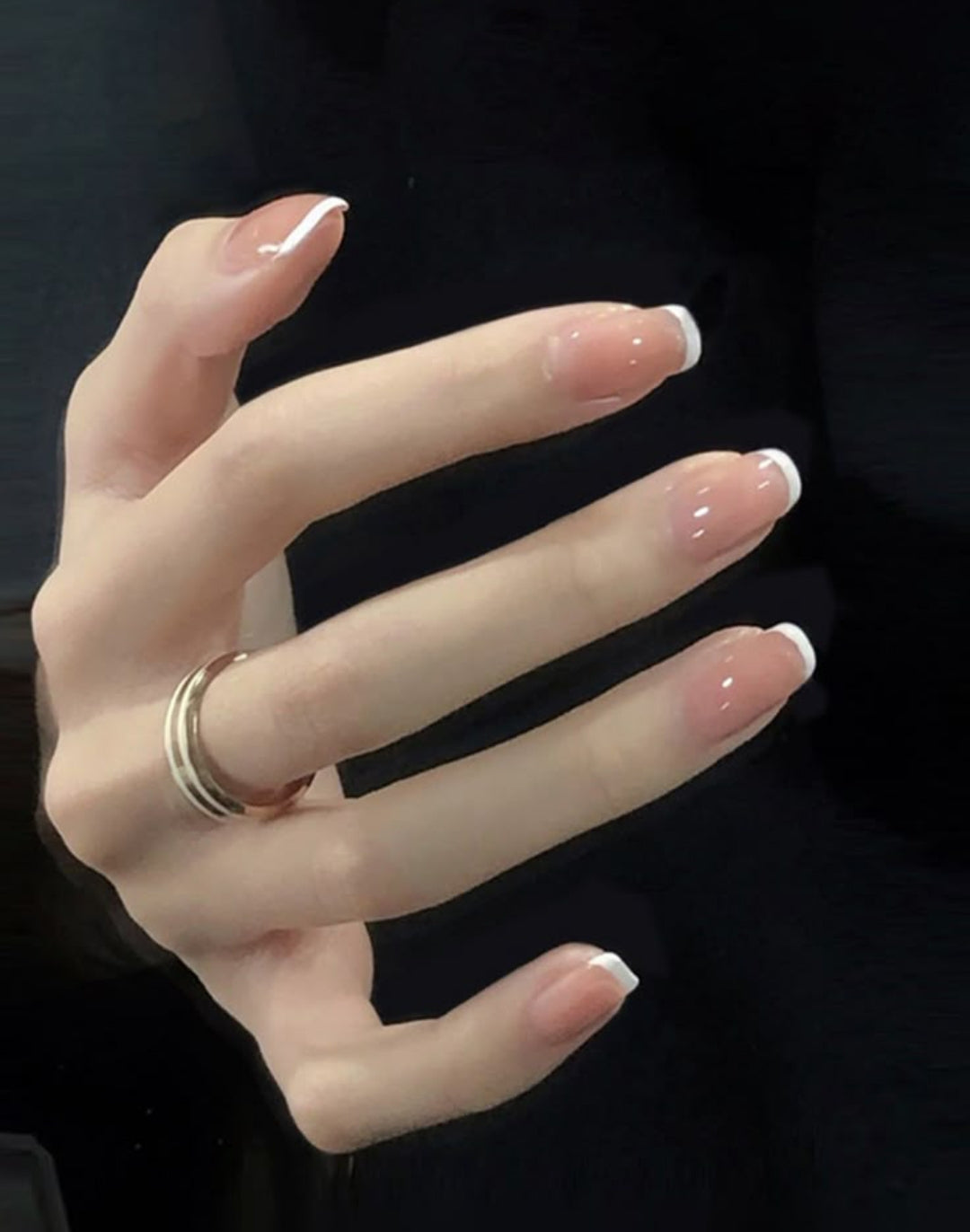 Micro French-20pcs Celebity Inspired Minimal french nails with Application kit
