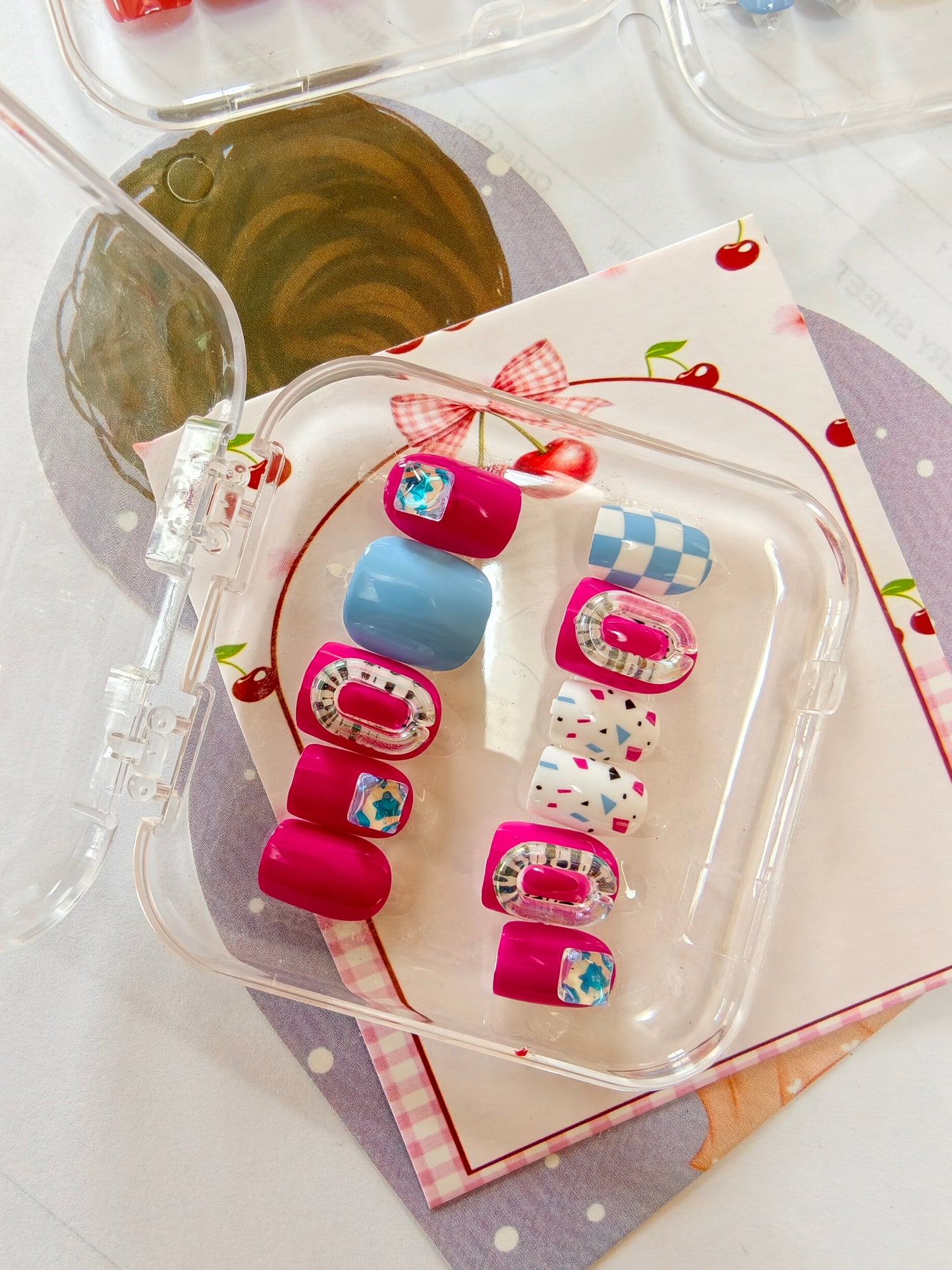 Candy Land- Handmade 12pcs Nail set with Application kit