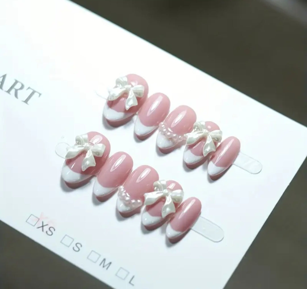 Bow French – 10pcs Stylish Nail Set with Application Kit