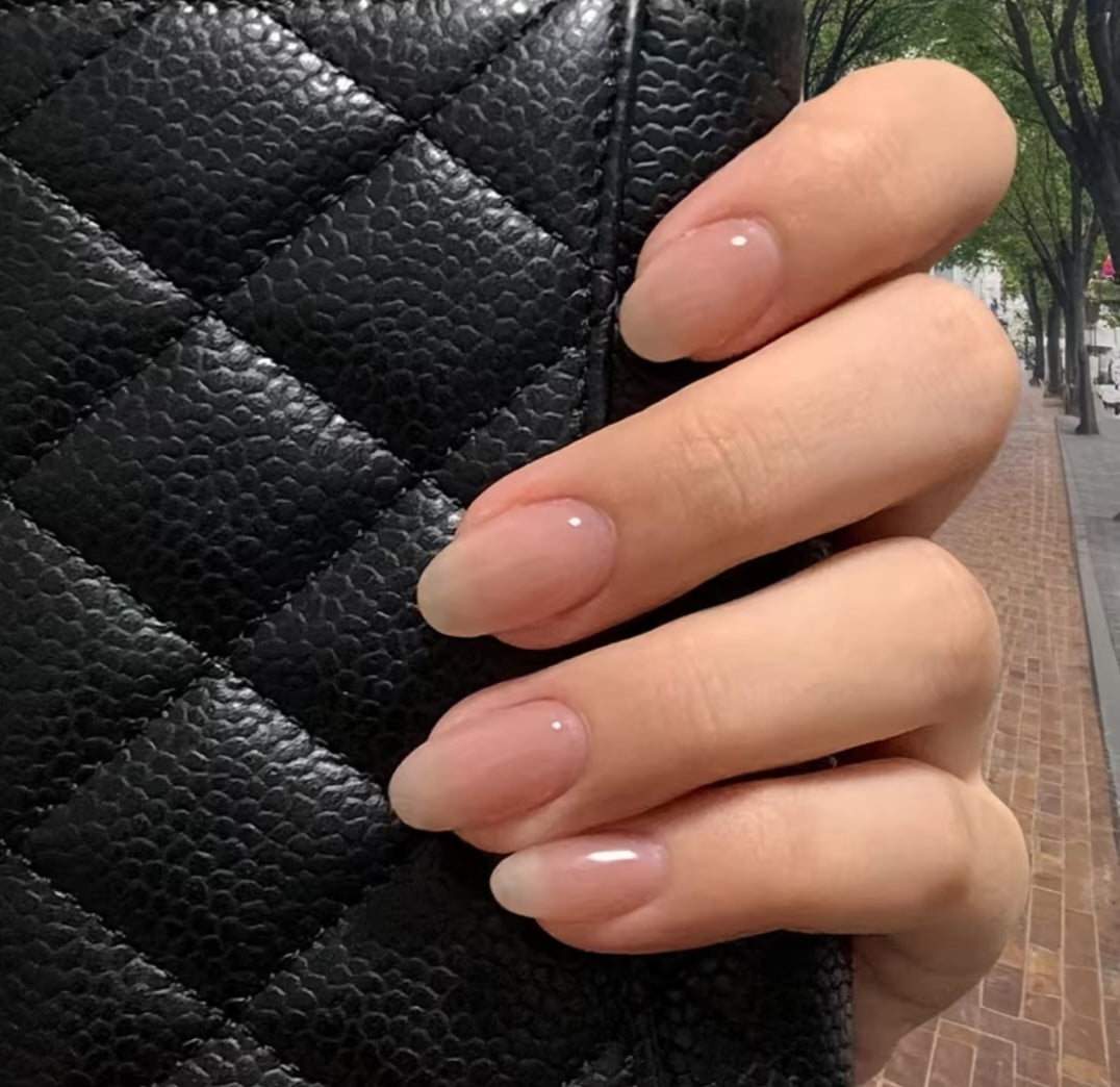 Nutural Glow-Routine Wear Nails with Application Kit (Eid Special)